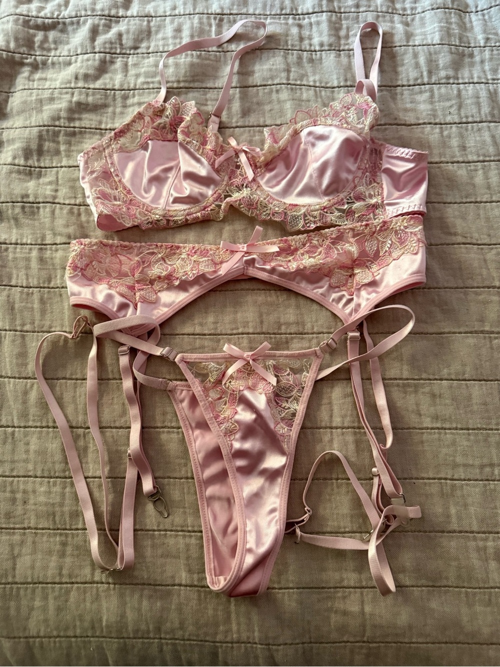 Satin Lace Trim Three-Piece Lingerie Set - Pink